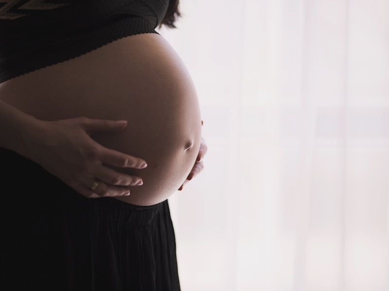 孕妇在医院查询个人档案